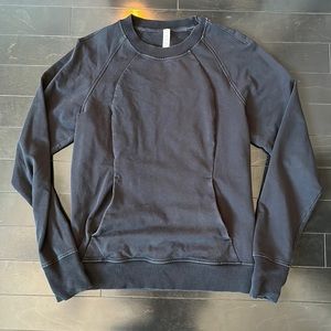 Lululemon | women’s crewneck sweatshirt | size 8 | Black